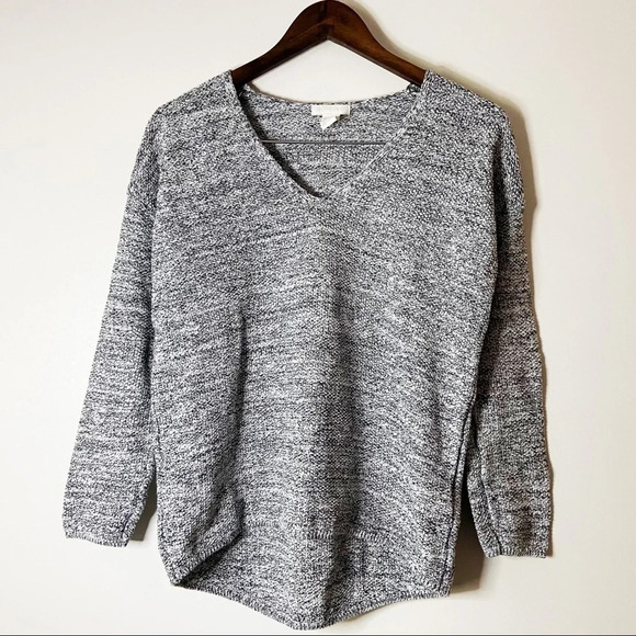 H&M Sweaters - Sweater Knit Pull On Top V-Neck Size Small Cotton Blend H&M Conscious Light